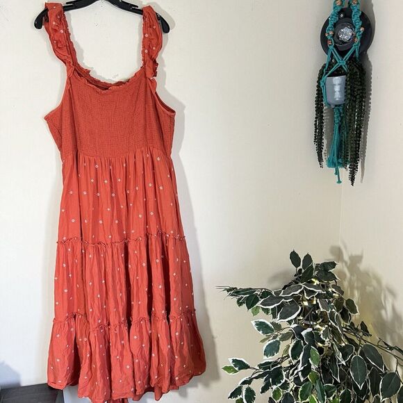 Old Navy Maxi Dress XXL Smocked Daisy Embroidered Long Tiered Cottagecore Boho - Picture 5 of 7